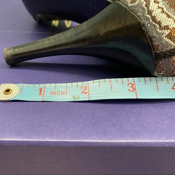 💰💰💰Vintage Stuart Weitzman Karenina Black Russian Jacquard EUC size 7 - Picture 10 of 10